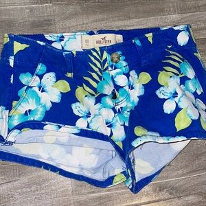 Hollister floral Jean shorts